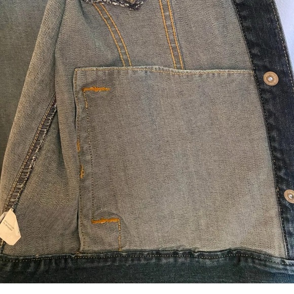 Old Navy Maternity Denim Jean Jacket Blue Stretch Women's Size Medium EUC - Picture 9 of 10